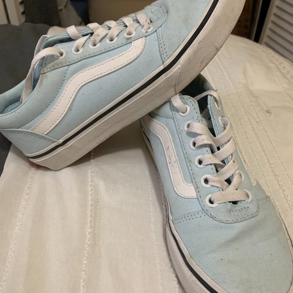 Vans - Picture 2 of 3